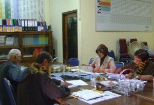 KPU rapat