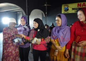 Ladys OKE Menyantuni