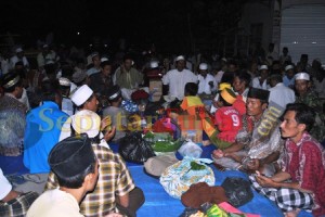 Tradisi Tumpeng Balak