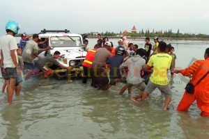 JEEP terjebak
