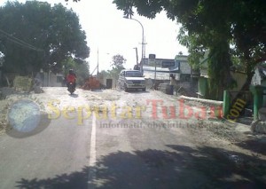 Proyek Tuban disoal
