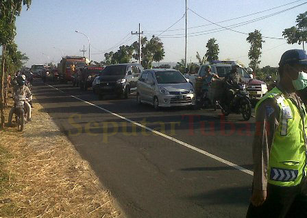 jalan pantura macet total