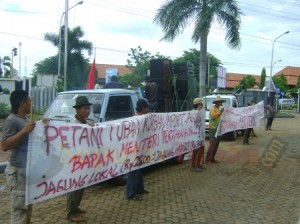 Demo Petani Tuban