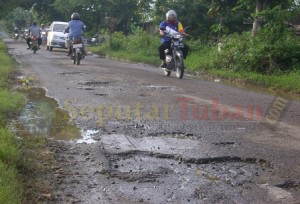 Jalan Kerek Rusak