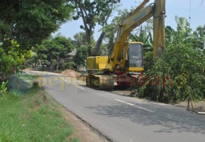 Perbaikan Jalan PT SI dari Dana sosial