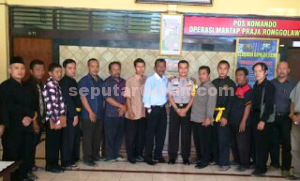 FOTO BERSAMA USAI PERTEMUAN