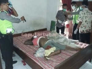 SEBATANGKARA : Kondisi korban saat dilakukan identifikasi anggota Polsek Jatirogo