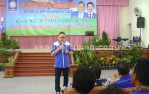 TEGAS : Ketua Umum DPP PAN, Zulkifli Hasan saat menyampaikan sambutan dihadapan kader dan undangan