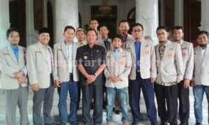 SARAN : Bupati Tuban bersama PDPM Tuban foto bersama usai bertemu